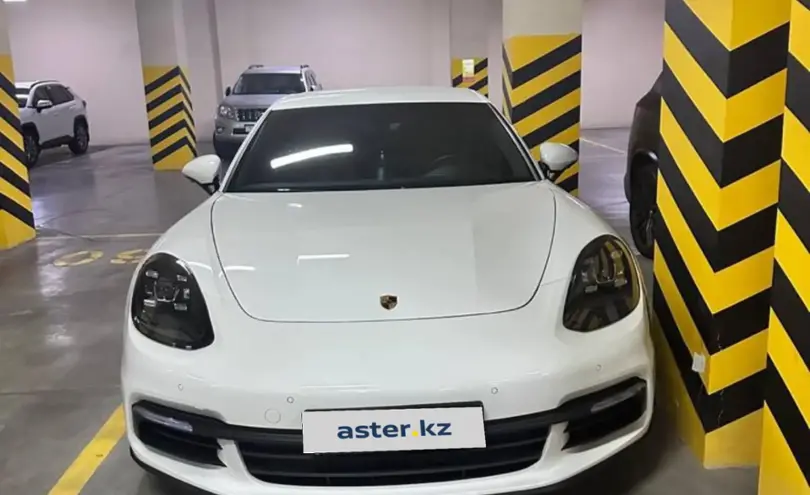 Porsche Panamera 2019 года за 49 000 000 тг. в Алматы