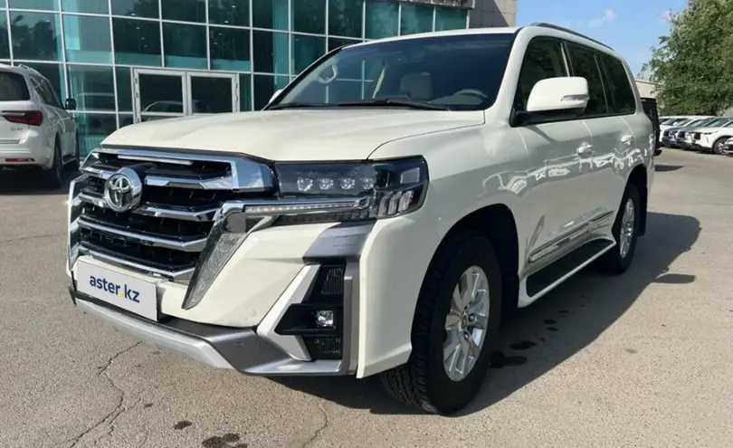 Toyota Land Cruiser 2020 года за 40 000 000 тг. в Алматы