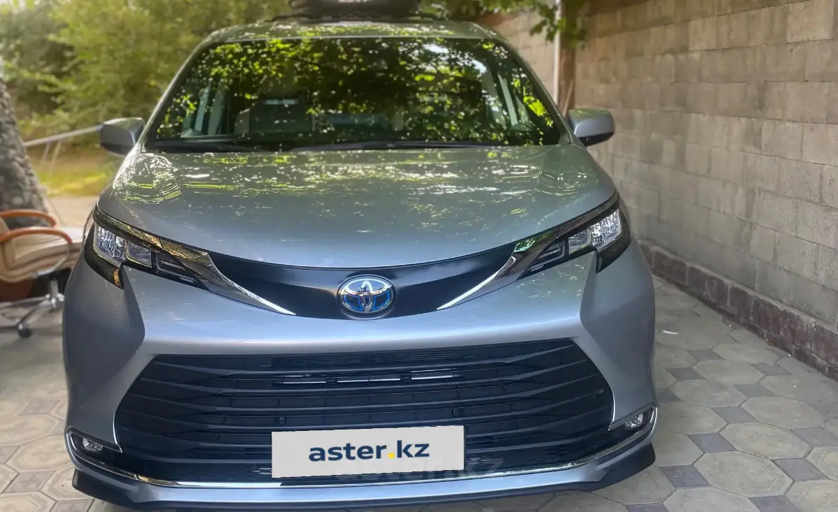 Купить Toyota Sienna 2022 года в Алматы, цена 32800000 тенге. Продажа Toyota  Sienna в Алматы - Aster.kz. №c811627