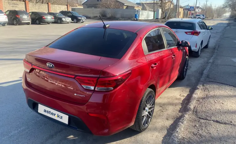 Kia Rio 2020 года за 7 800 000 тг. в Караганда фото 3