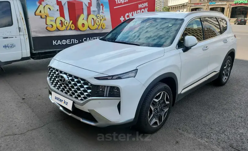 Hyundai Santa Fe 2022 года за 20 600 000 тг. в Астана