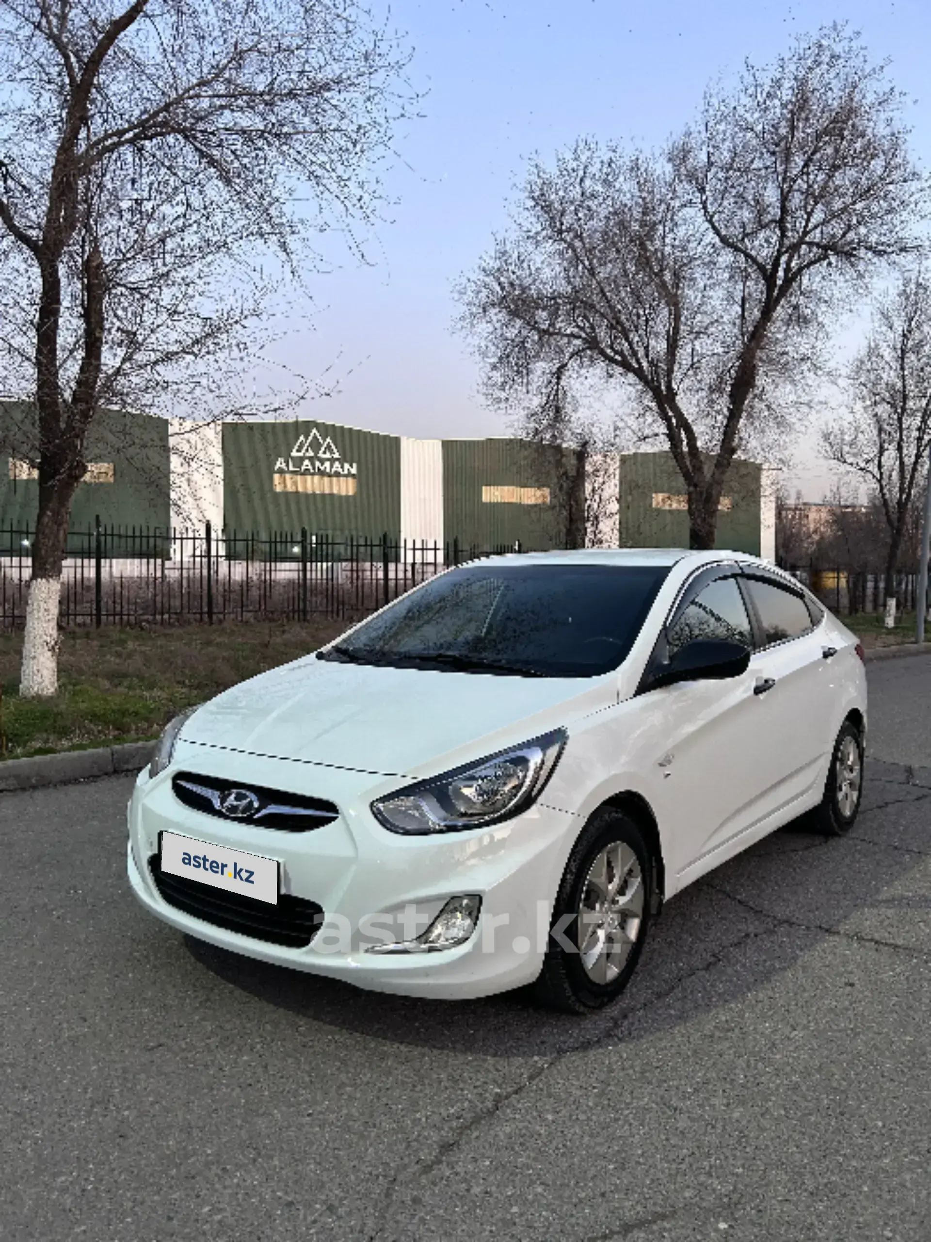 Hyundai Accent 2013