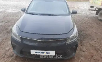 Kia Rio 2018 года за 7 000 000 тг. в Астана фото 2