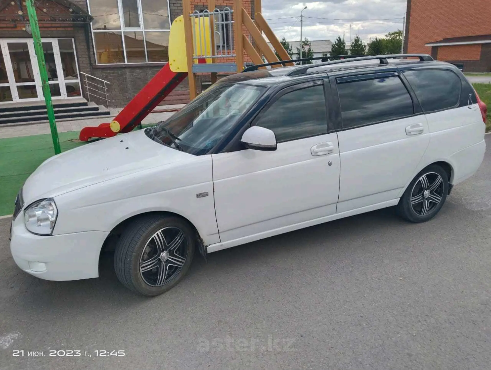 LADA (ВАЗ) Priora 2013