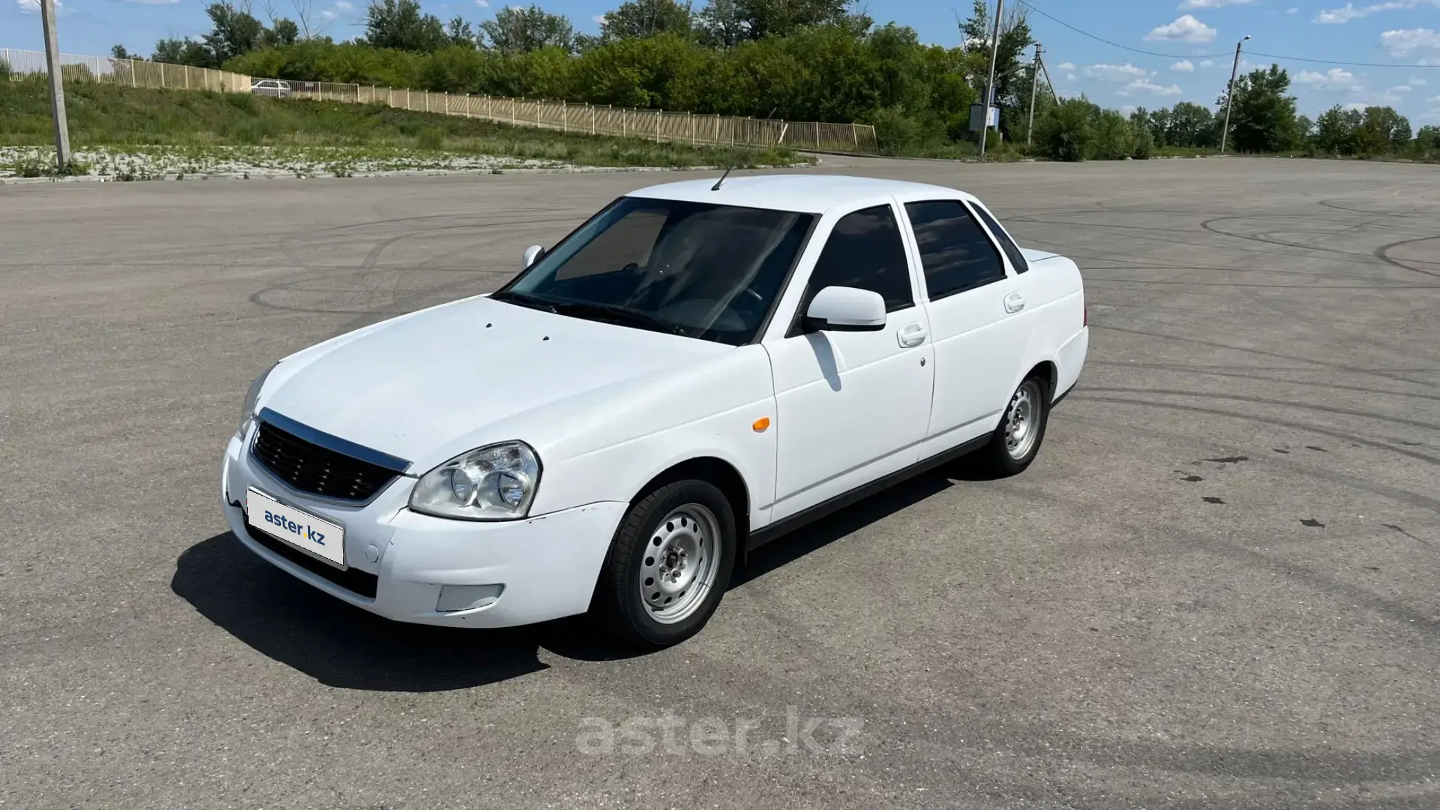 LADA (ВАЗ) Priora 2013