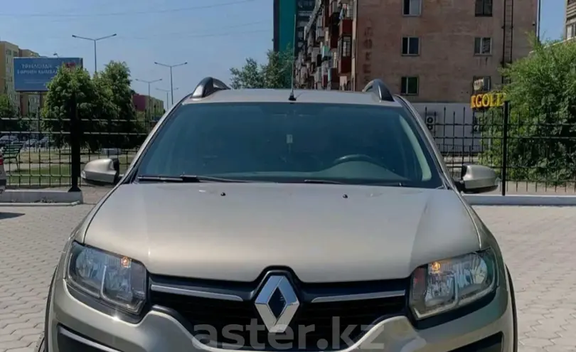 Renault Sandero 2017 года за 6 300 000 тг. в Семей