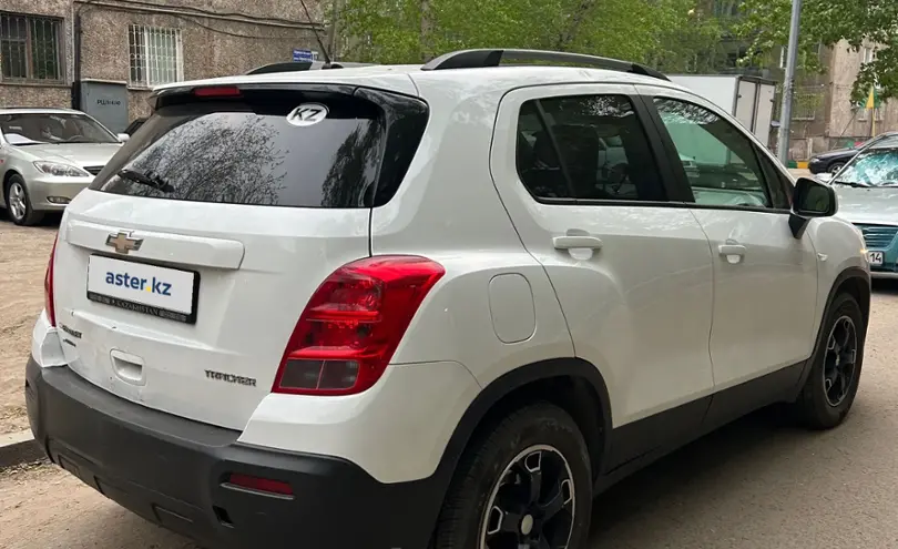 Chevrolet Tracker 2015 года за 4 400 000 тг. в Павлодар фото 4
