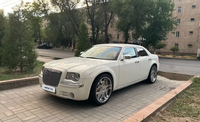 Chrysler 300C 2005 года за 4 000 000 тг. в Тараз