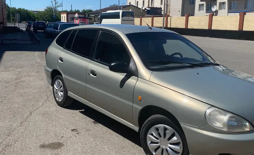 Kia Rio 2002 года за 2 100 000 тг. в Караганда фото 3