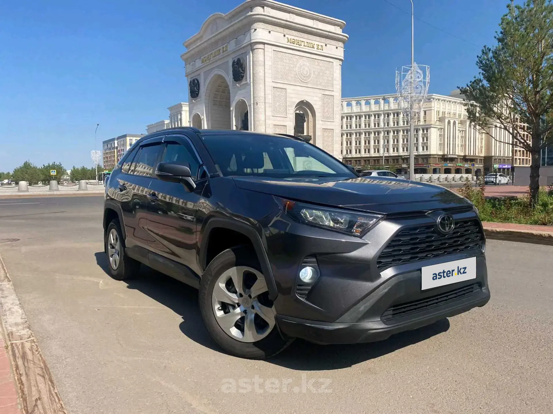 Toyota RAV4 2021