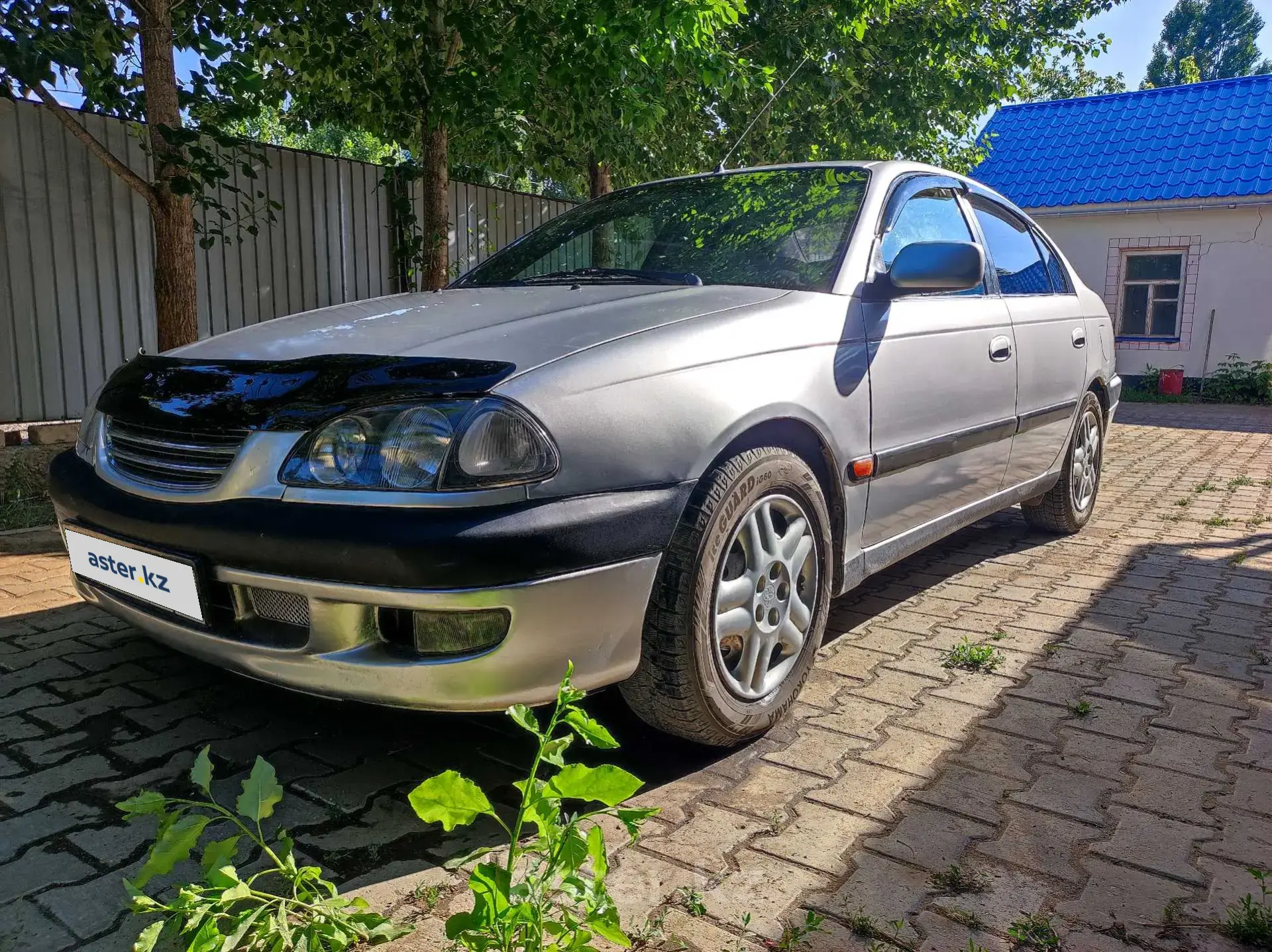 Toyota Avensis 1998