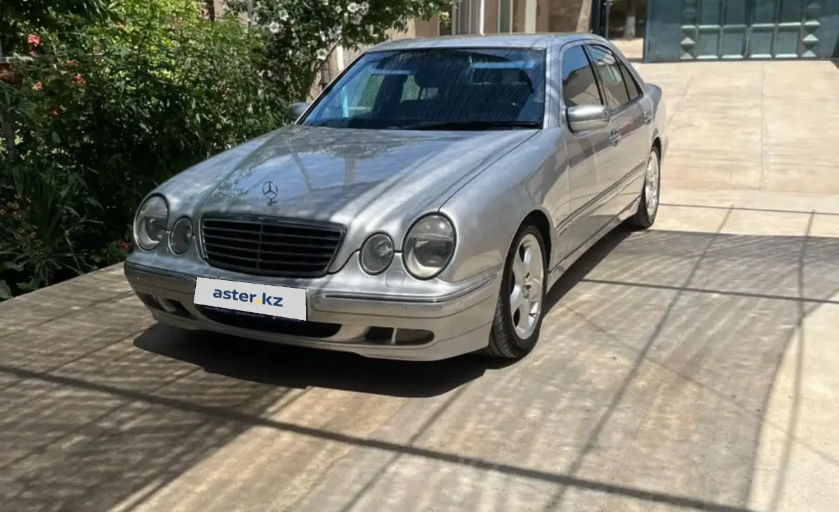 Купить Mercedes 2001 Года