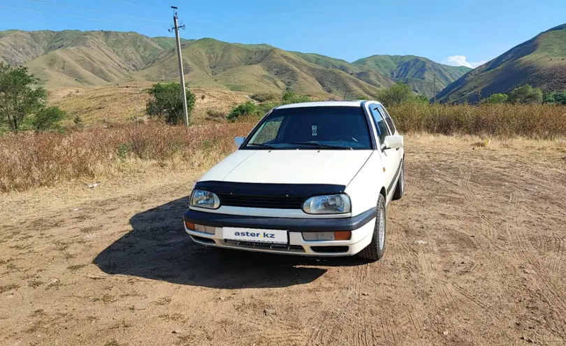 Volkswagen Golf 1992 года за 16 000 000 тг. в Алматы