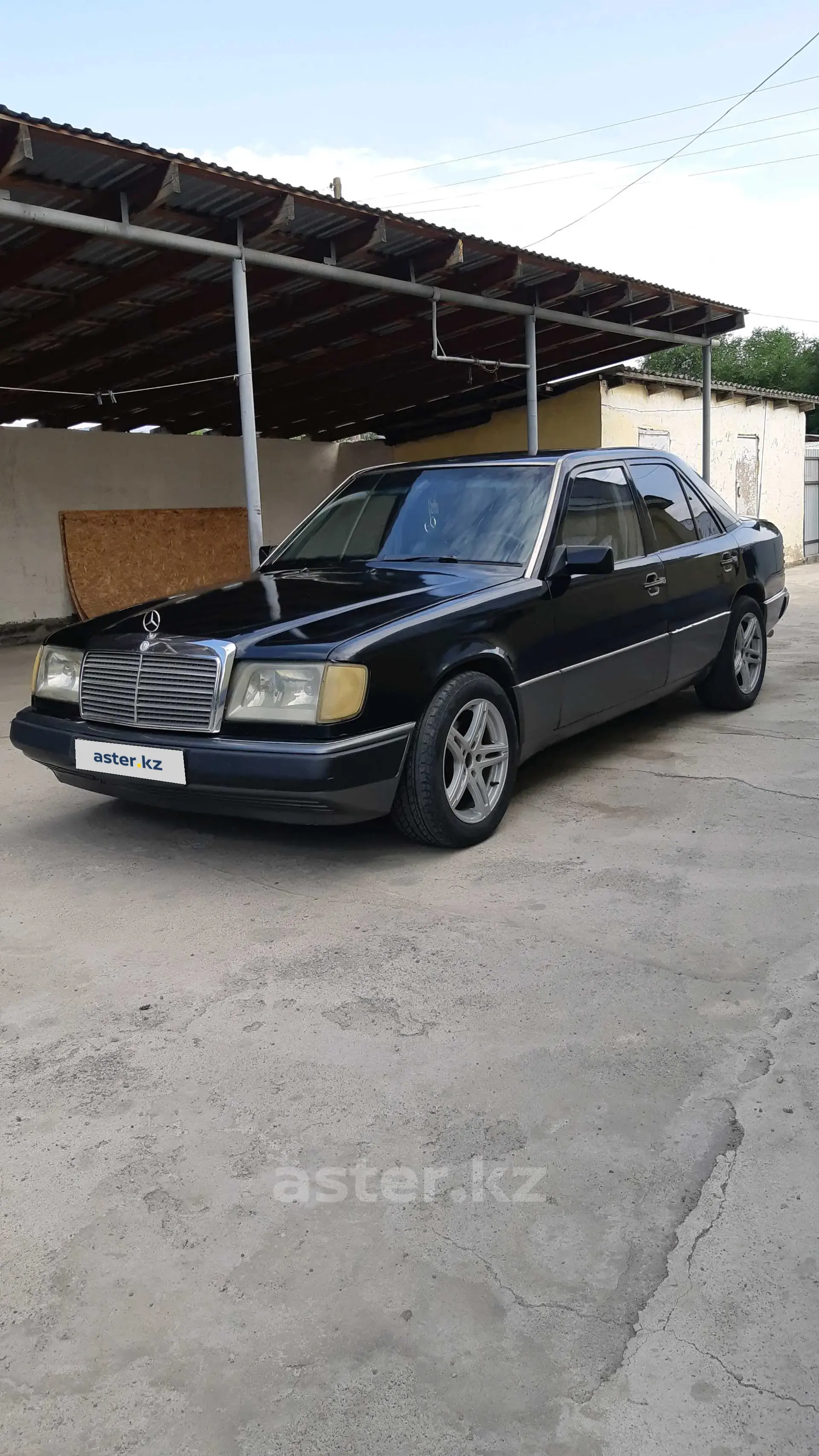 Mercedes-Benz E-Класс 1992