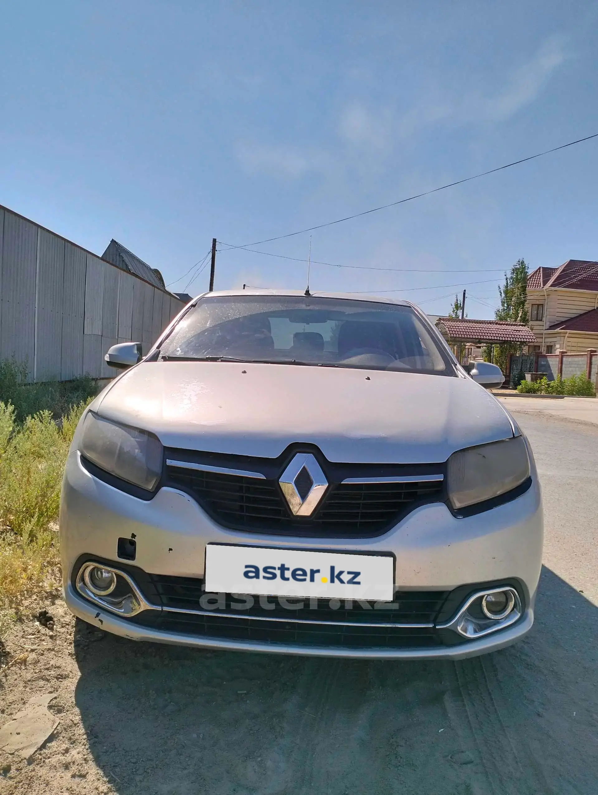 Renault Logan 2016