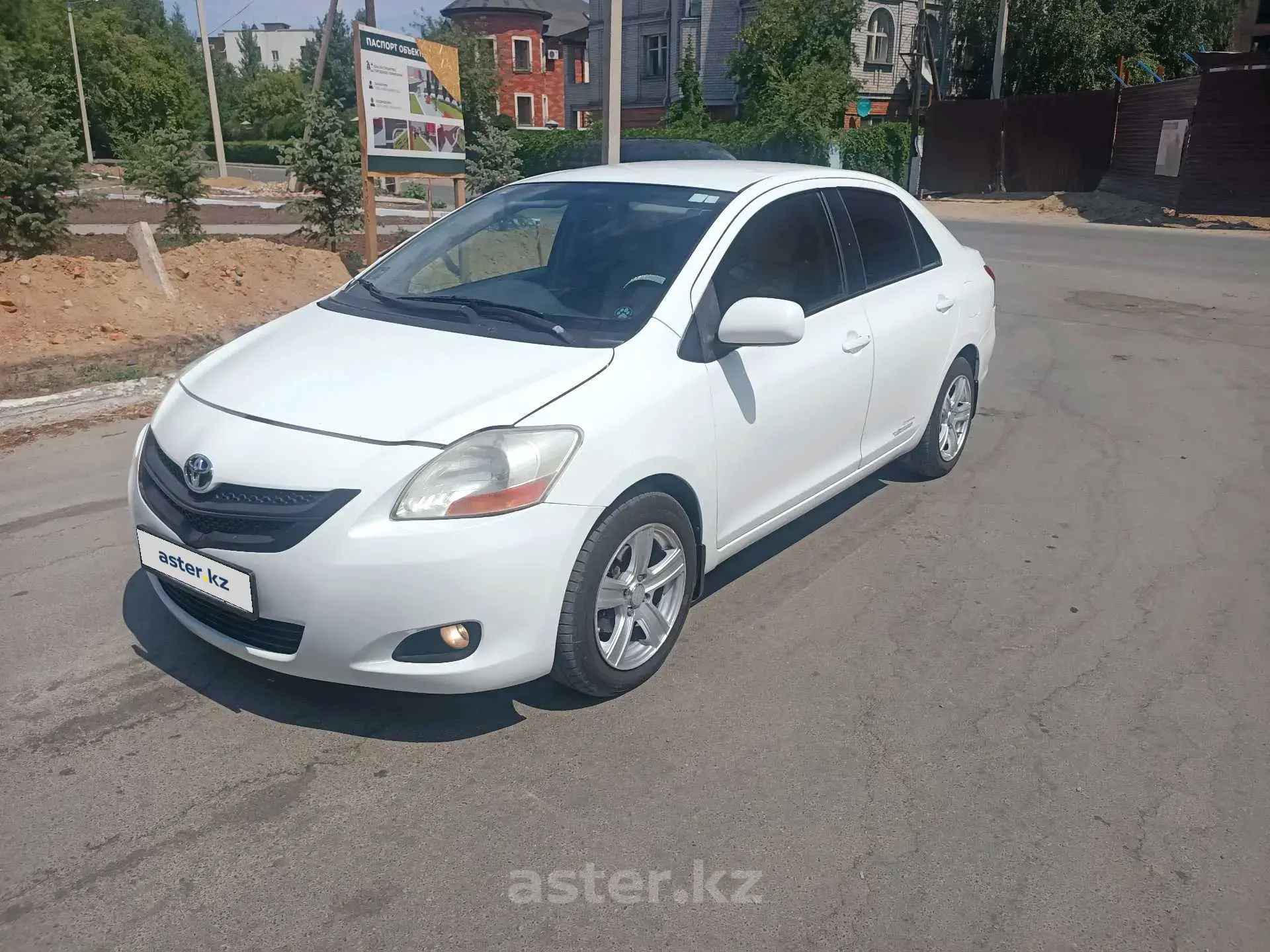 Toyota Yaris 2010