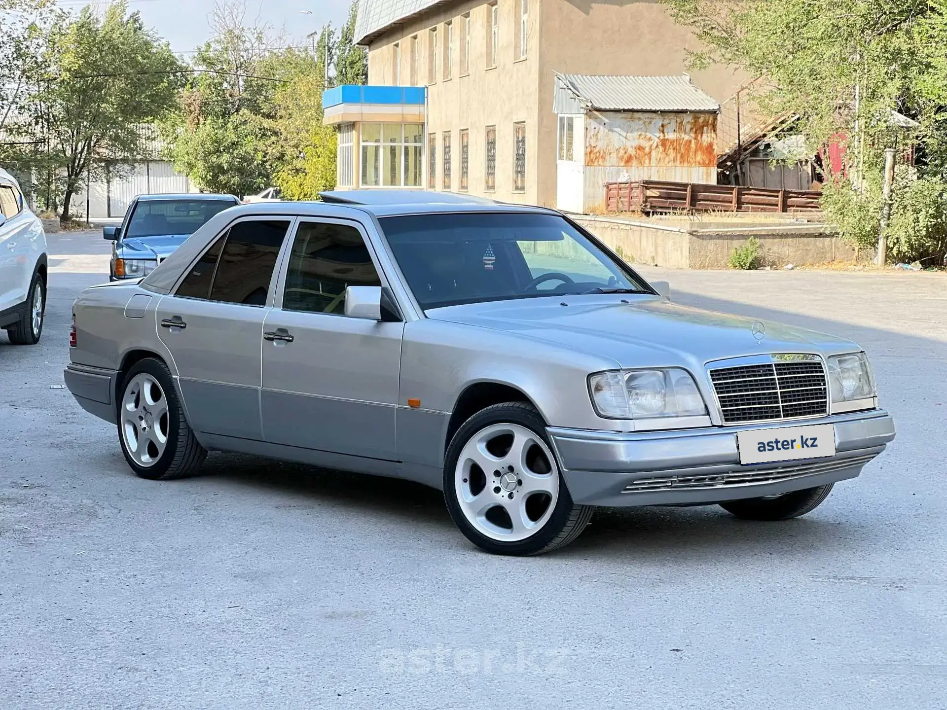 Mercedes-Benz E-Класс 1995