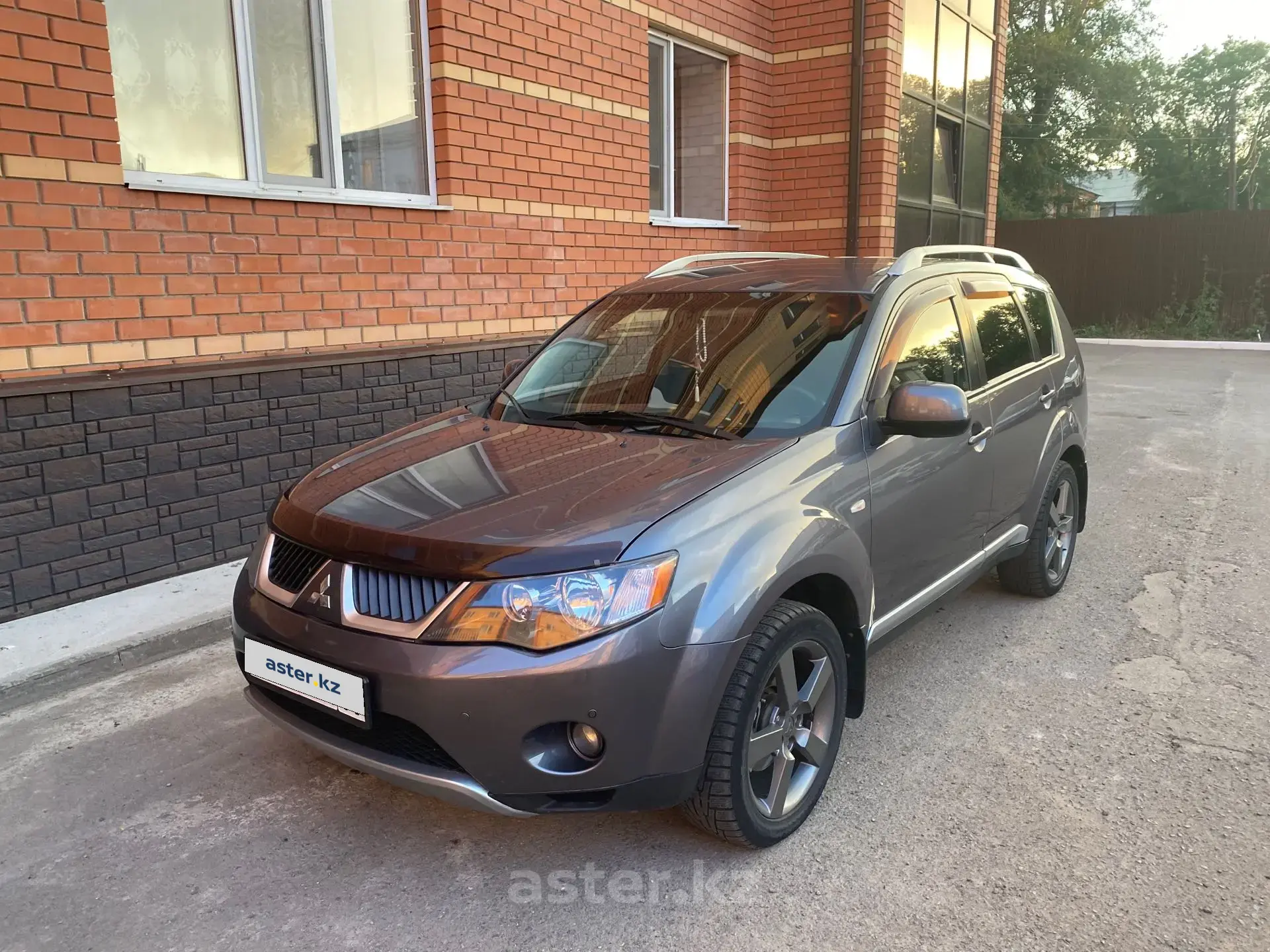 Mitsubishi Outlander 2008