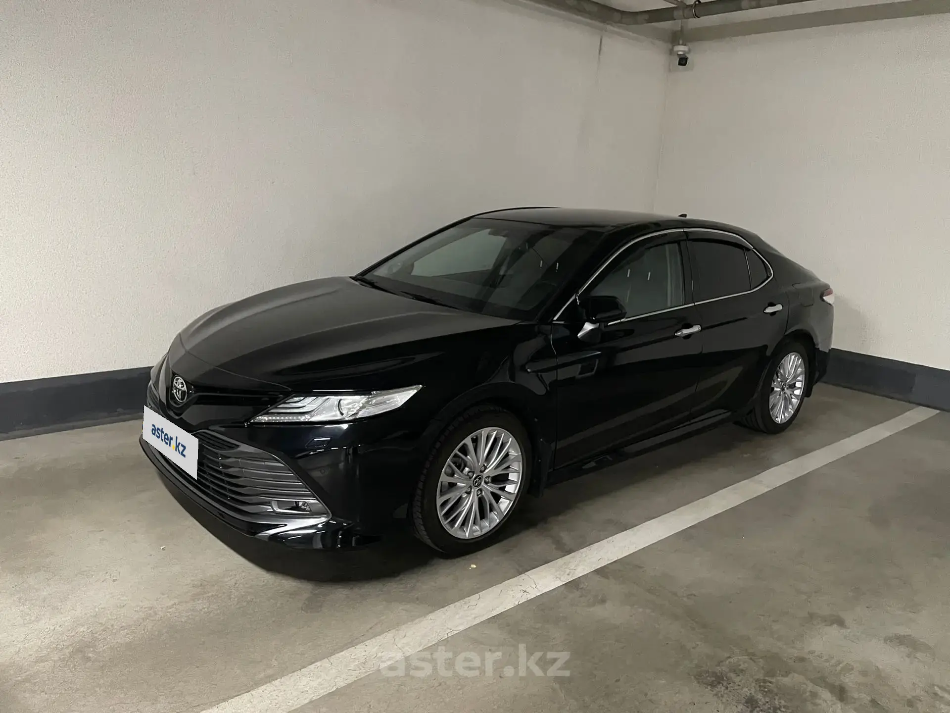 Toyota Camry 2019