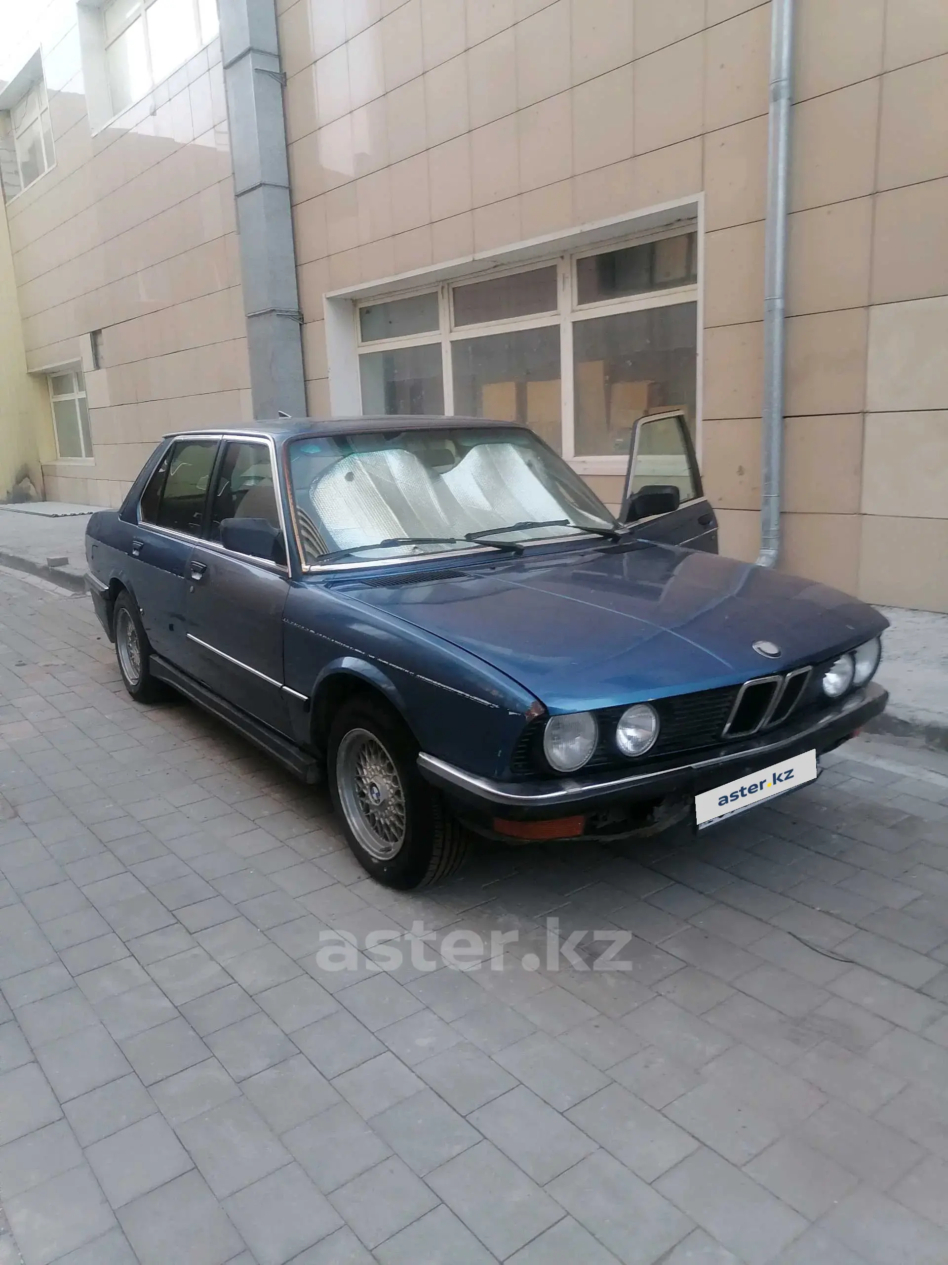 BMW 5 серии 1984