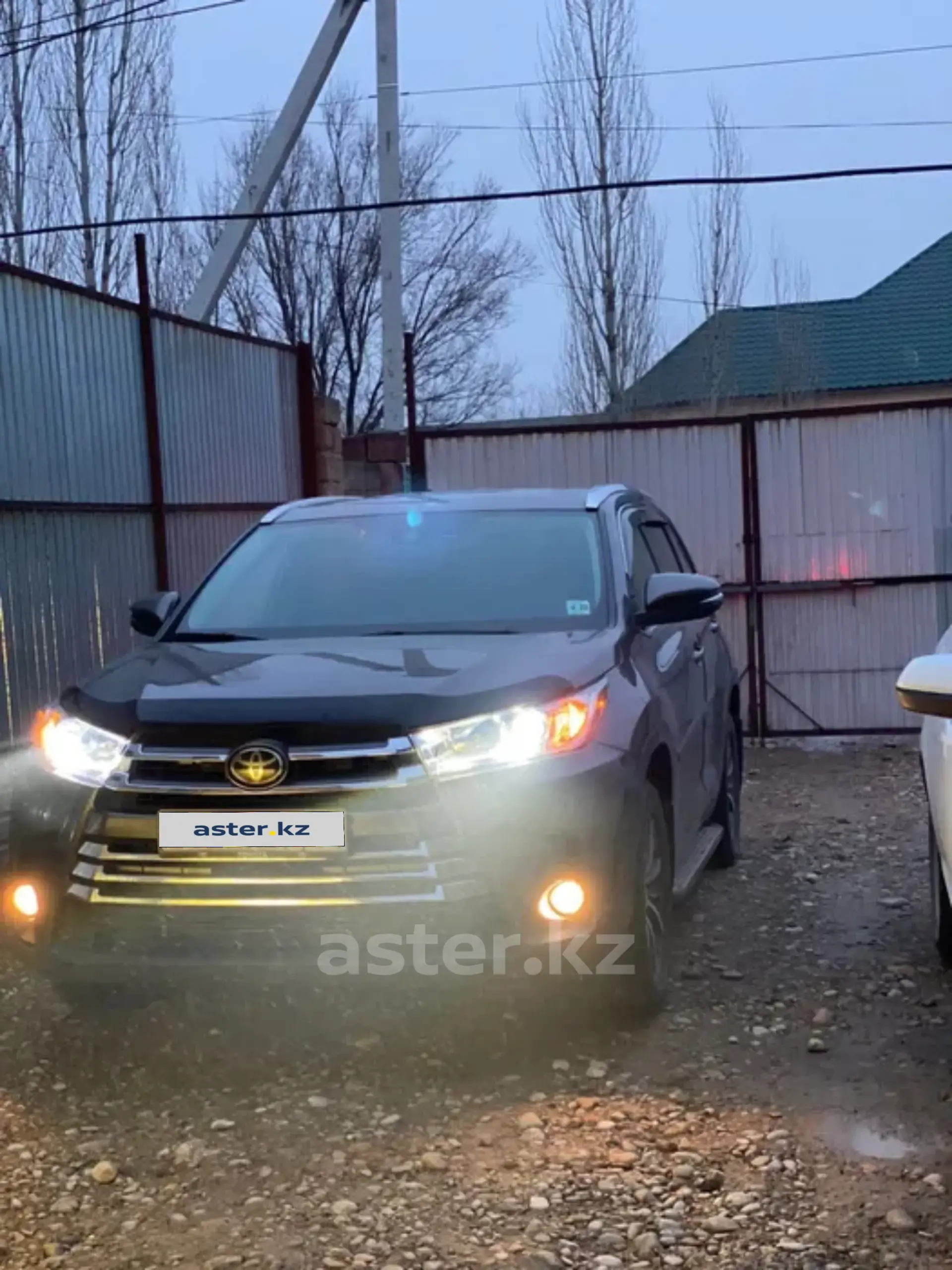 Toyota Highlander 2019