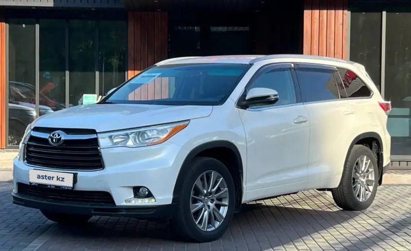 Toyota Highlander 2014 года за 16 990 000 тг. в Алматы