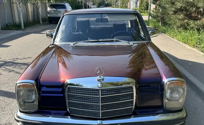 Mercedes-Benz W114 1974 года за 14 000 000 тг. в Алматы фото 3