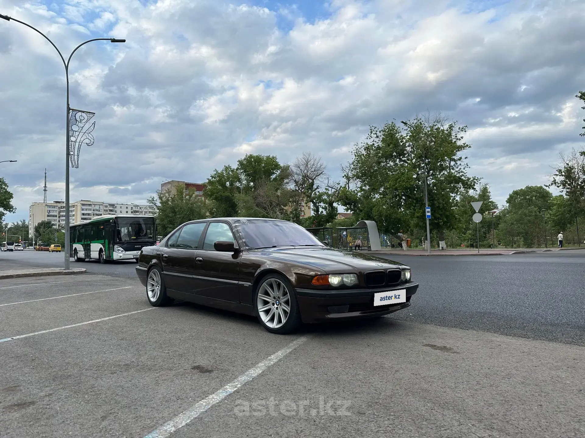 BMW 7 серии 1998