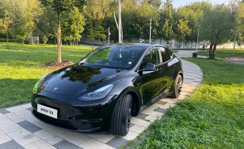 Tesla Model Y 2023 года за 37 000 000 тг. в Астана