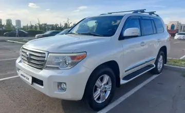 Toyota Land Cruiser 2015 года за 31 000 000 тг. в Астана