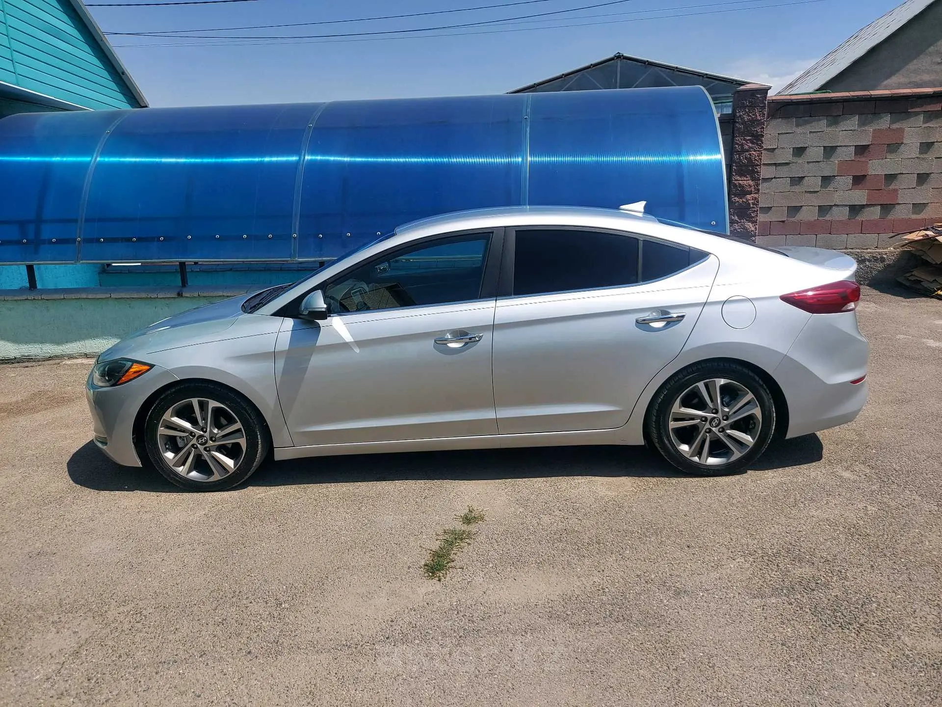 Hyundai Elantra 2016