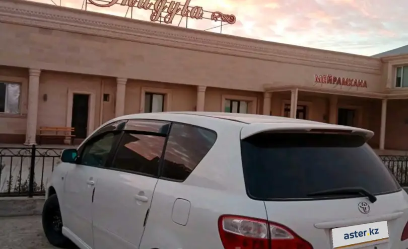 Toyota Ipsum 2005 года за 4 700 000 тг. в Атырауская область