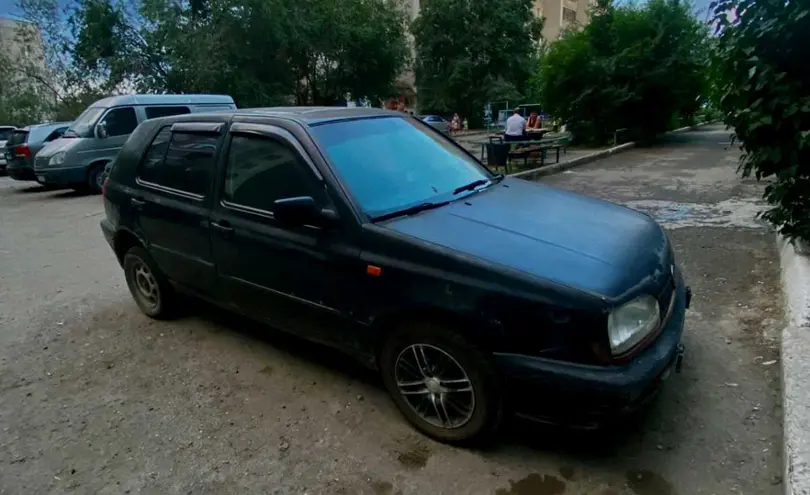 Volkswagen Golf 1993 года за 800 000 тг. в Семей