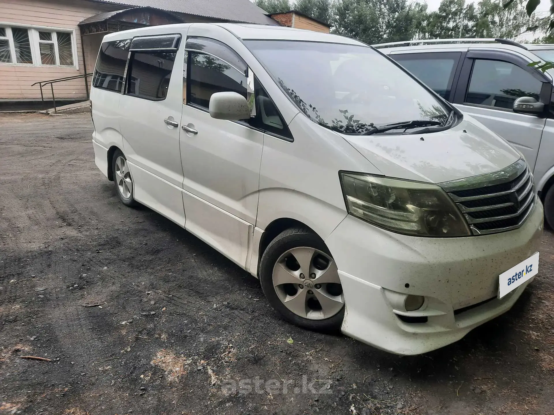 Тойота альфард бензин. Toyota Alphard 2002. Альфард 2002. Alphard 2002. Тойота альфард 2002 года.