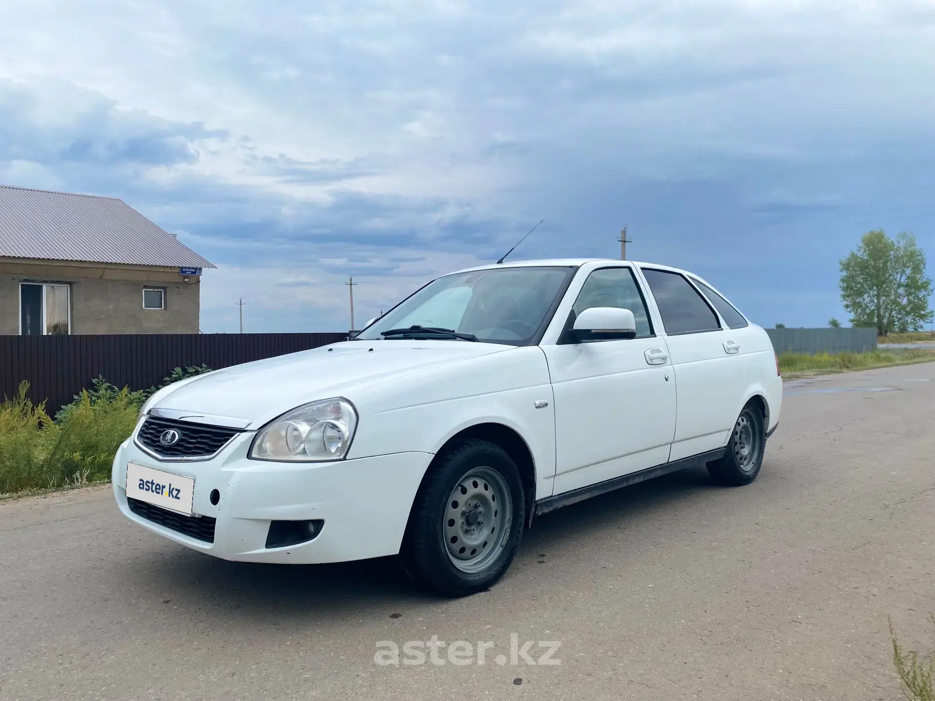 LADA (ВАЗ) Priora 2013