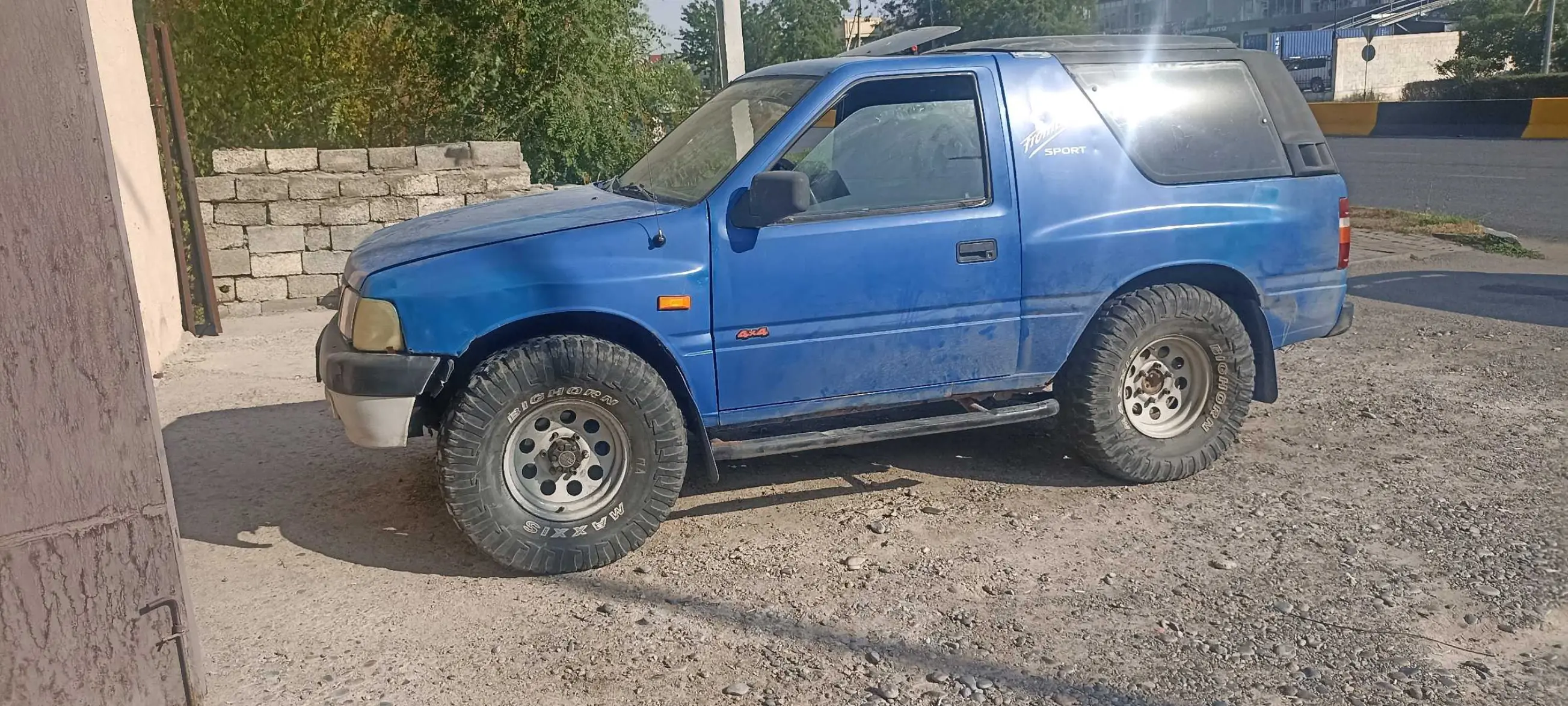 Opel Frontera 1992