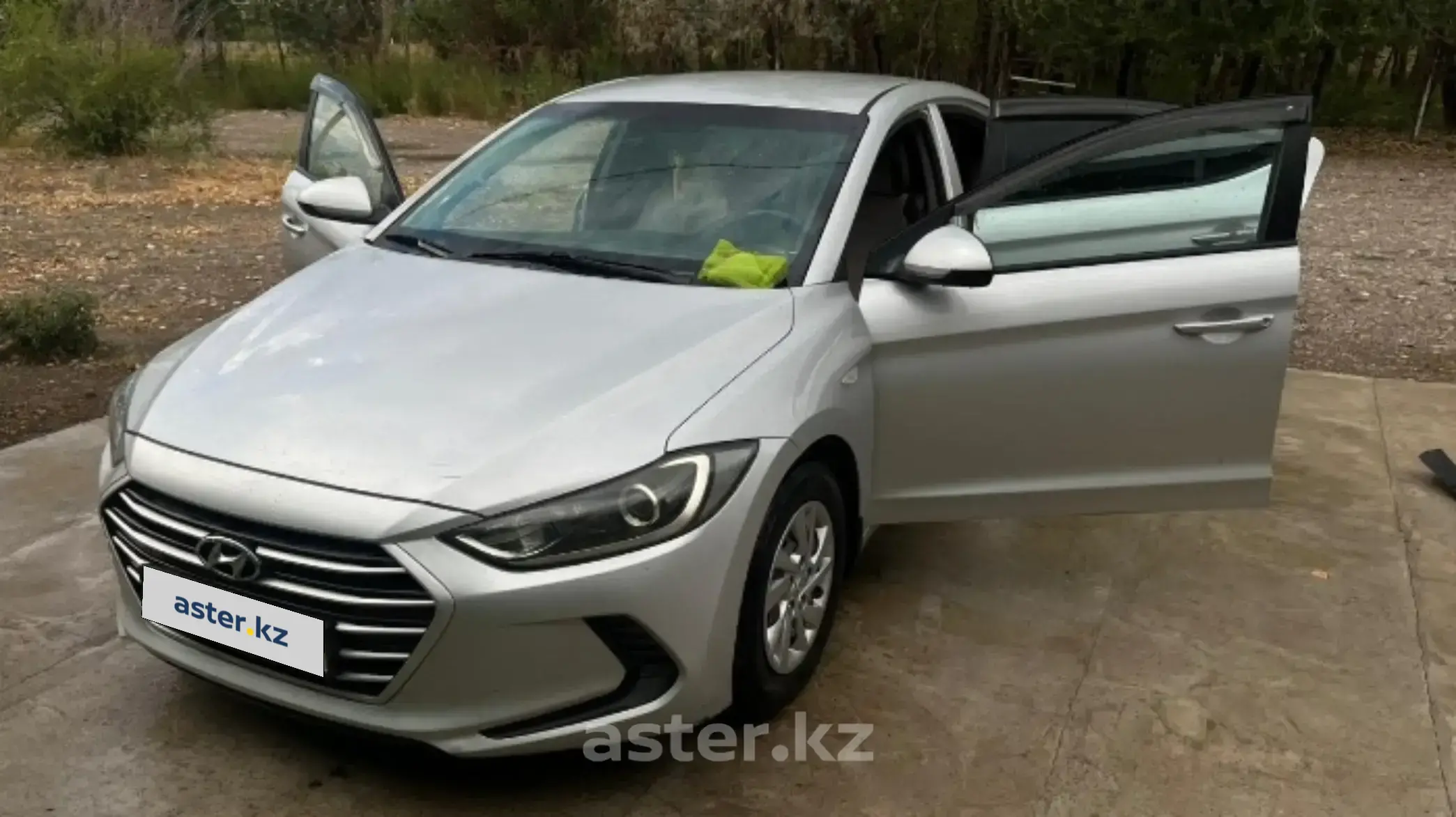 Hyundai Elantra 2017