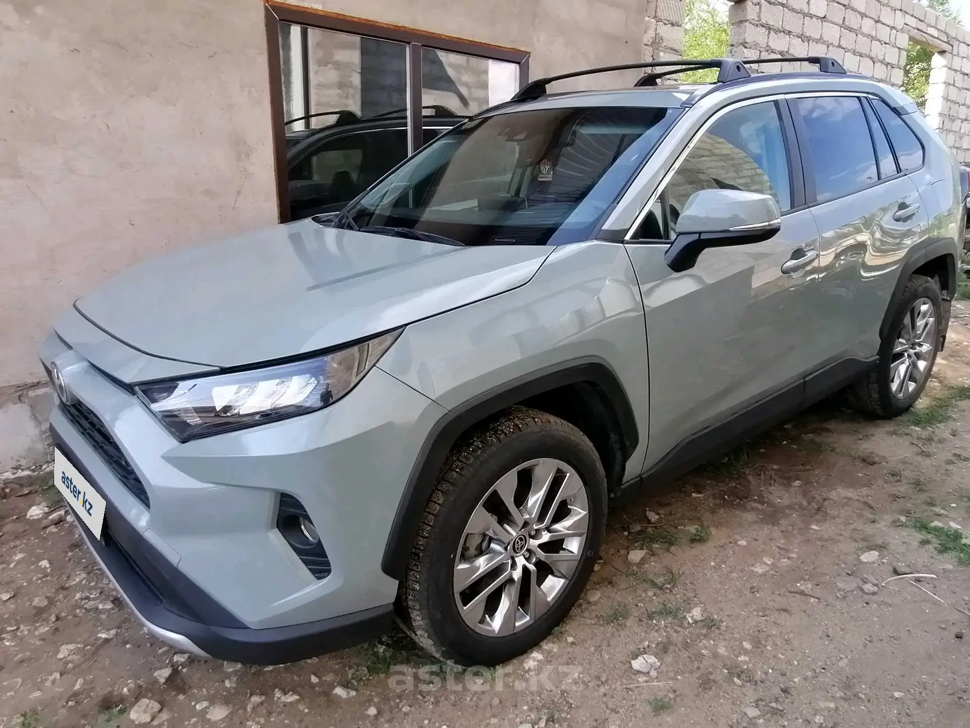 Toyota RAV4 2021