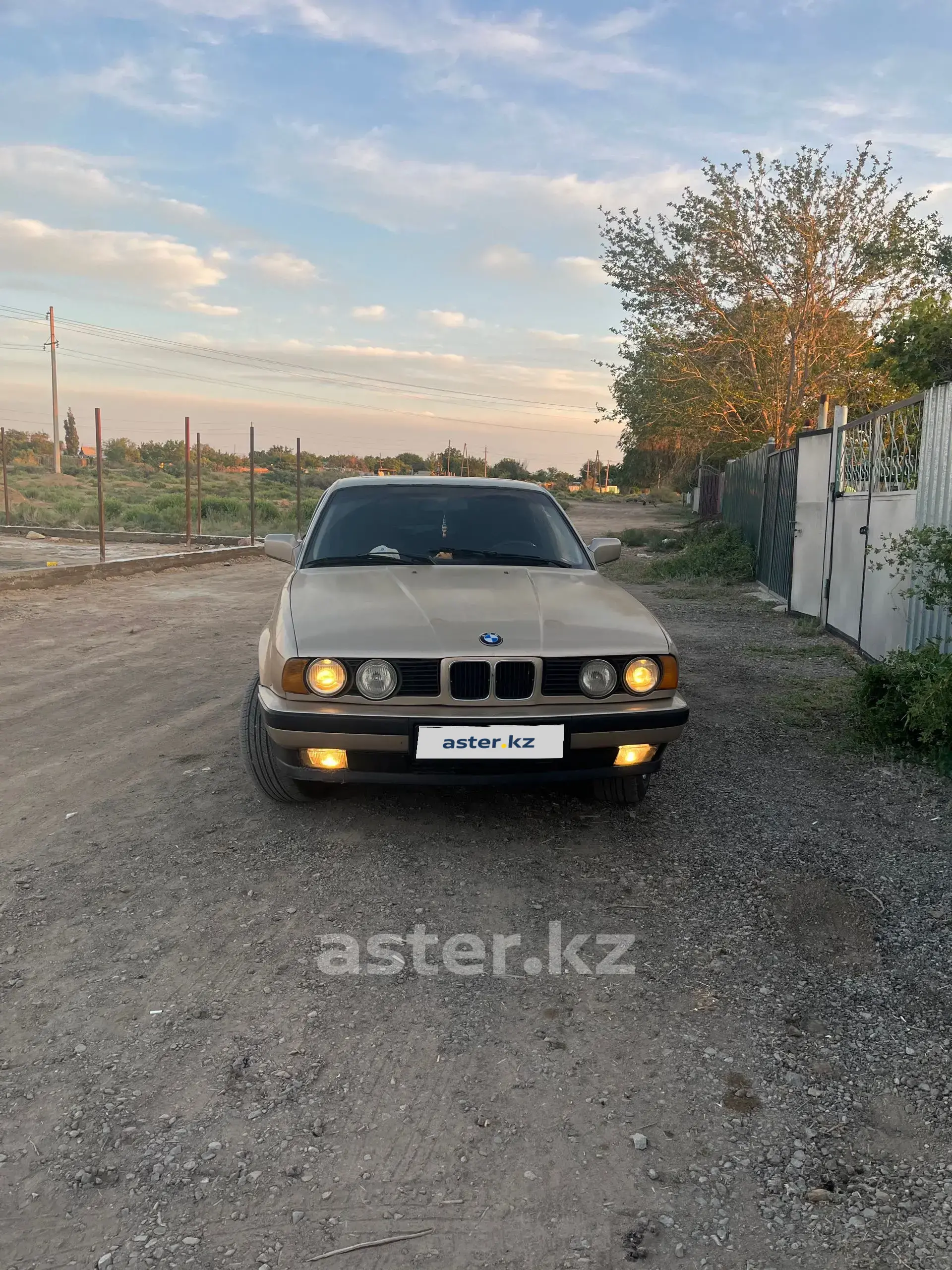 BMW 5 серии 1992