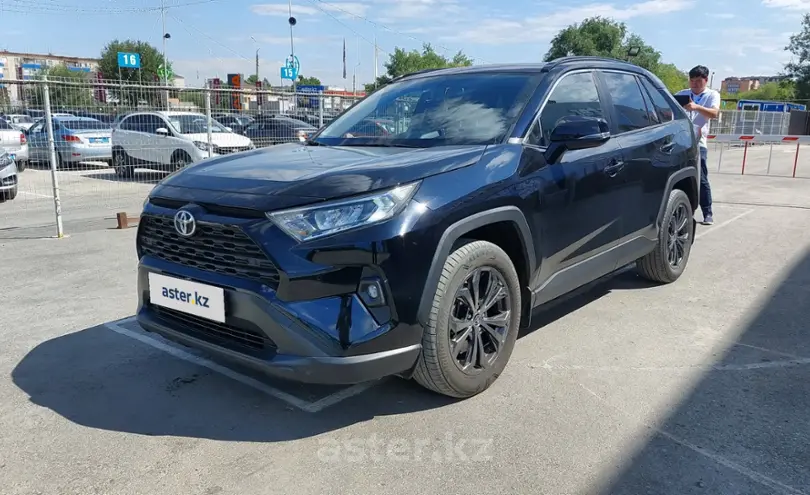 Toyota RAV4 2022 года за 16 000 000 тг. в Актюбинская область