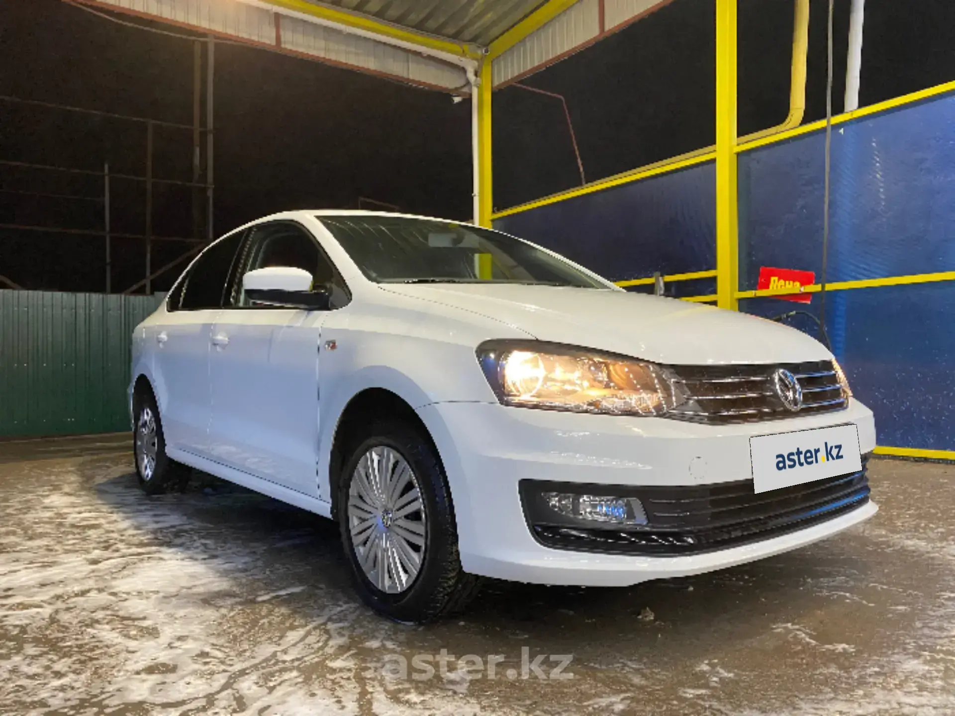 Volkswagen Polo 2016