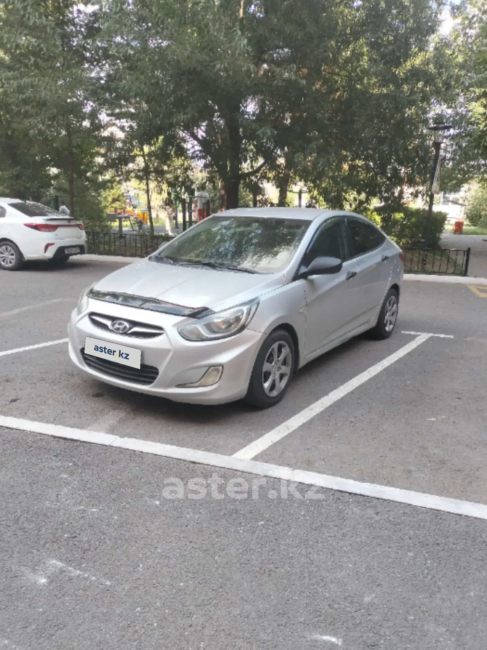 Hyundai Accent 2013