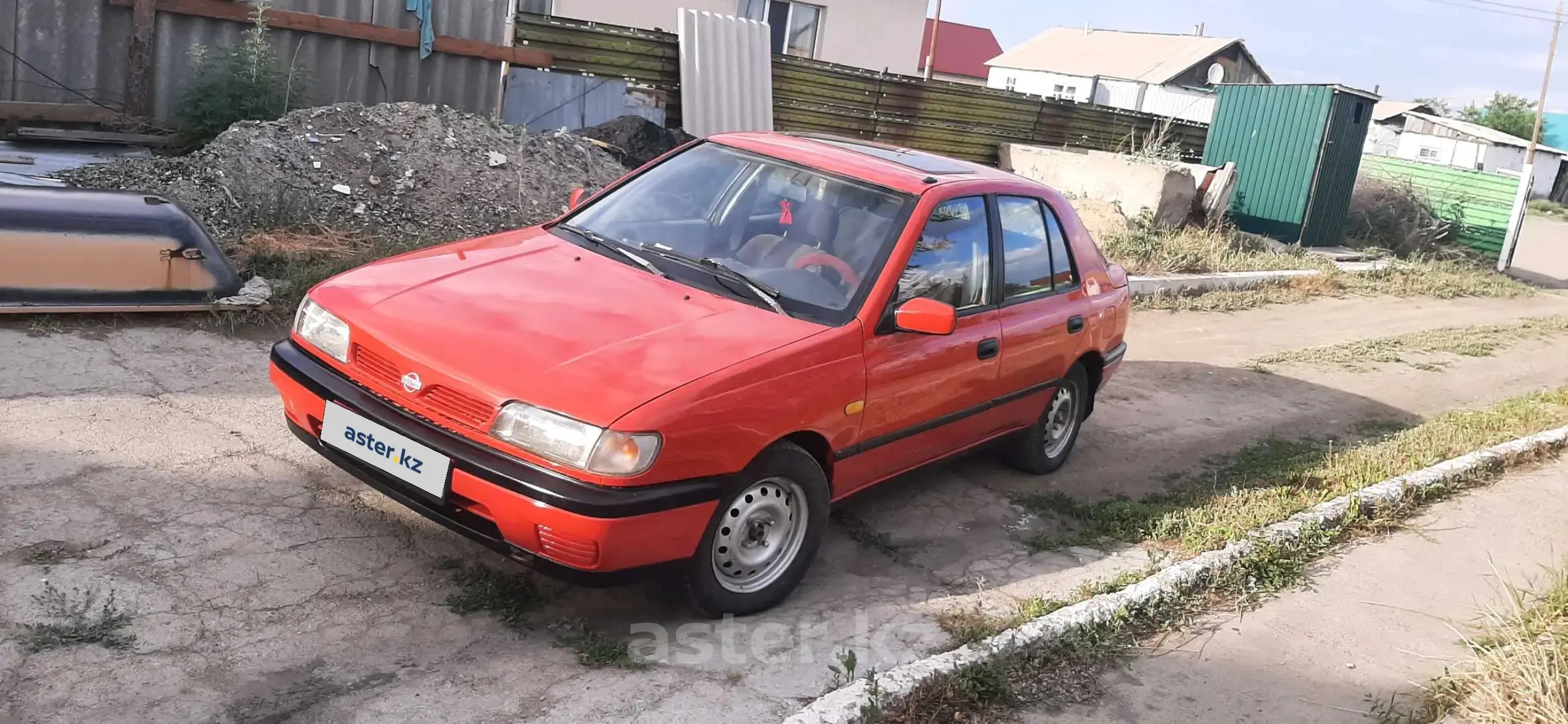 Nissan Sunny 1993