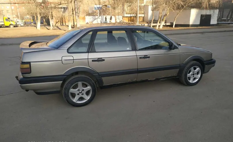 Volkswagen Passat 1990 года за 1 300 000 тг. в Павлодар