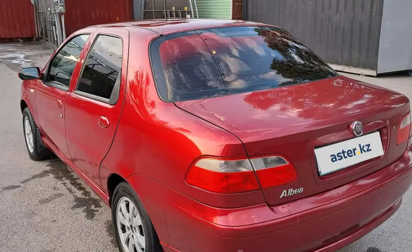 Fiat Albea 2011 года за 2 500 000 тг. в Алматы