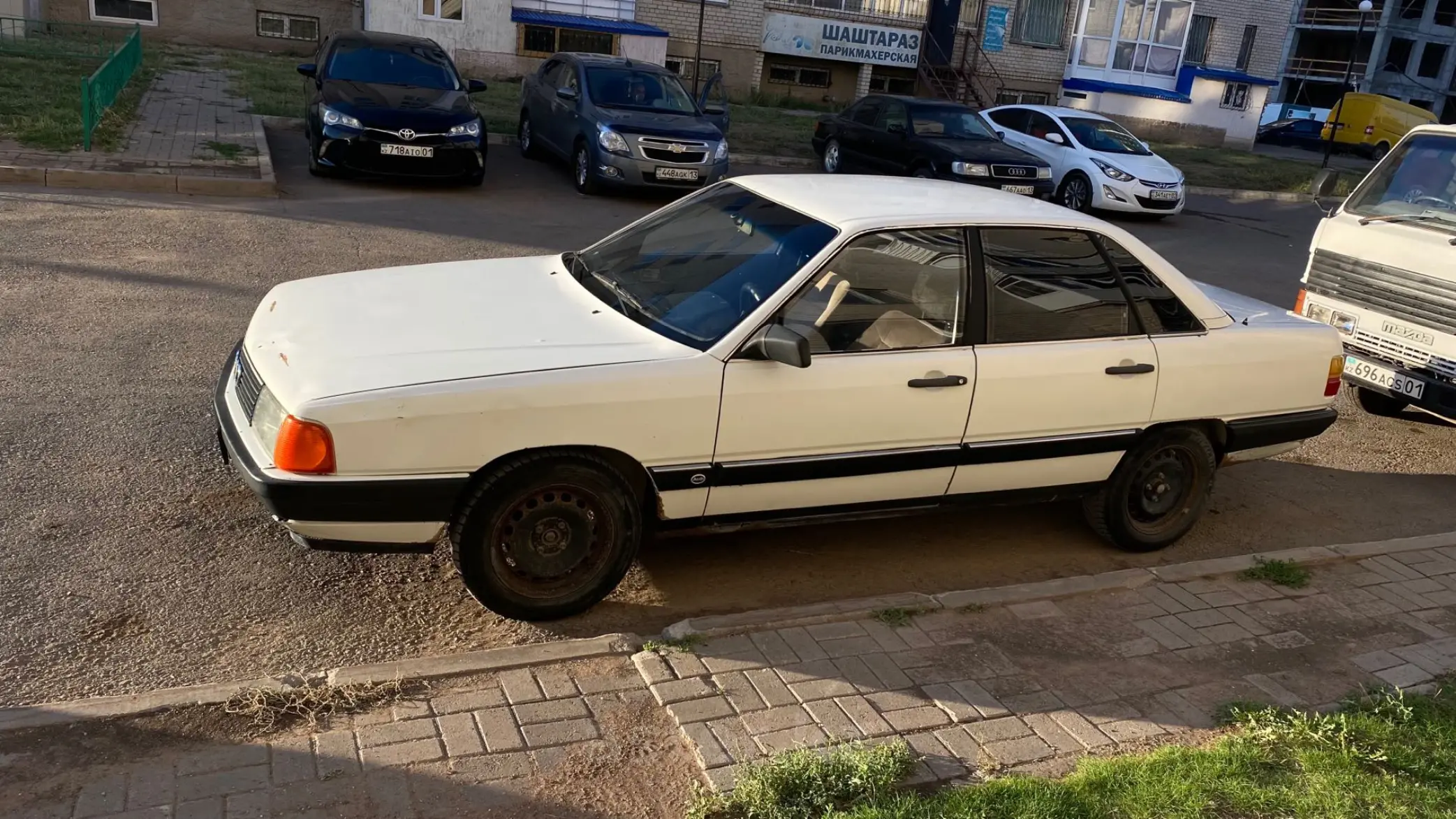 Audi 100 1986