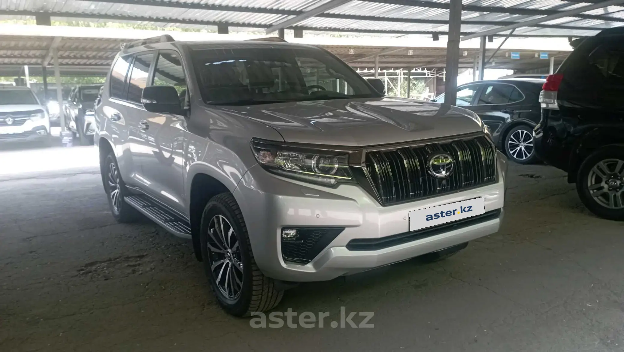 Toyota Land Cruiser Prado 2022