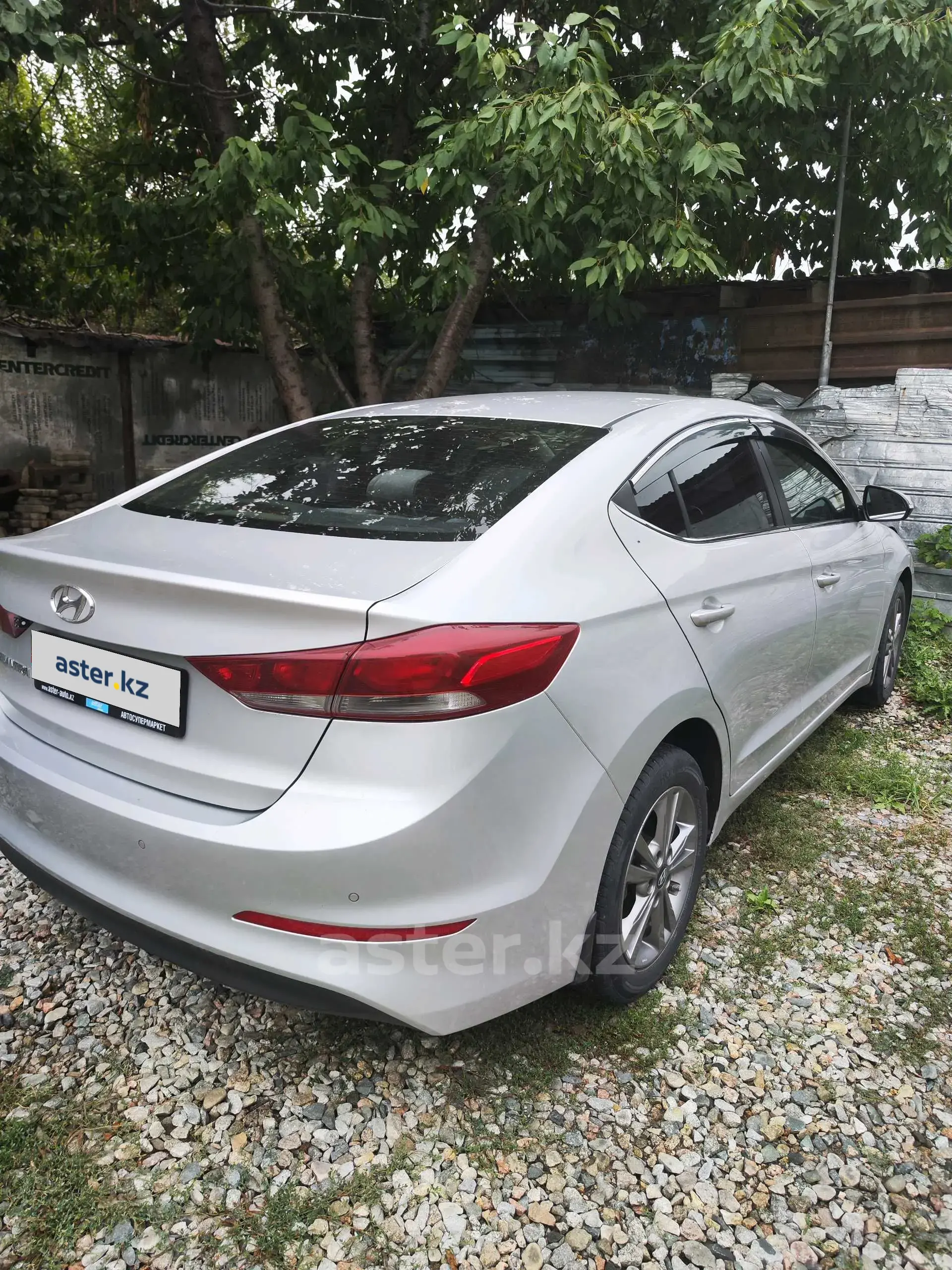 Hyundai Elantra 2018