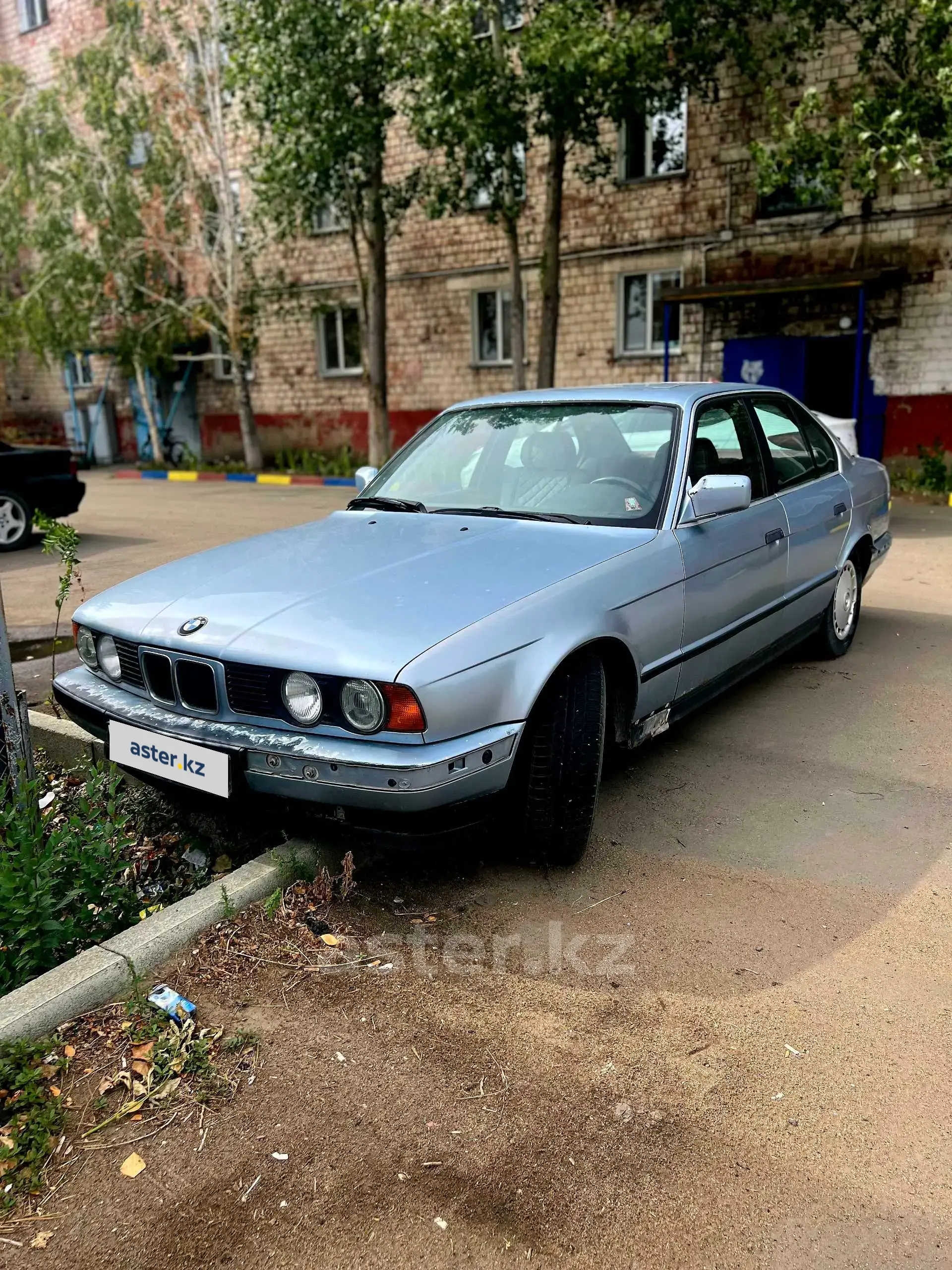 BMW 5 серии 1992