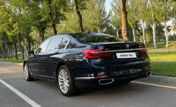 BMW 7 серии 2016 года за 33 000 000 тг. в Алматы фото 2